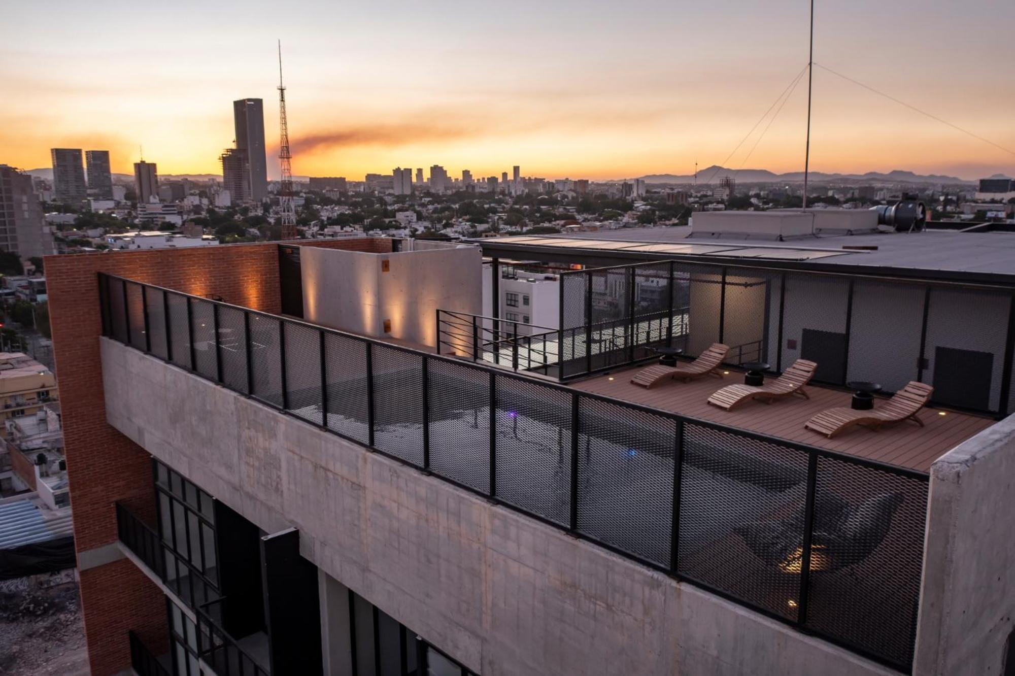 גואדלחארה Galeria Flat Rooftop Pool Witgdl מראה חיצוני תמונה